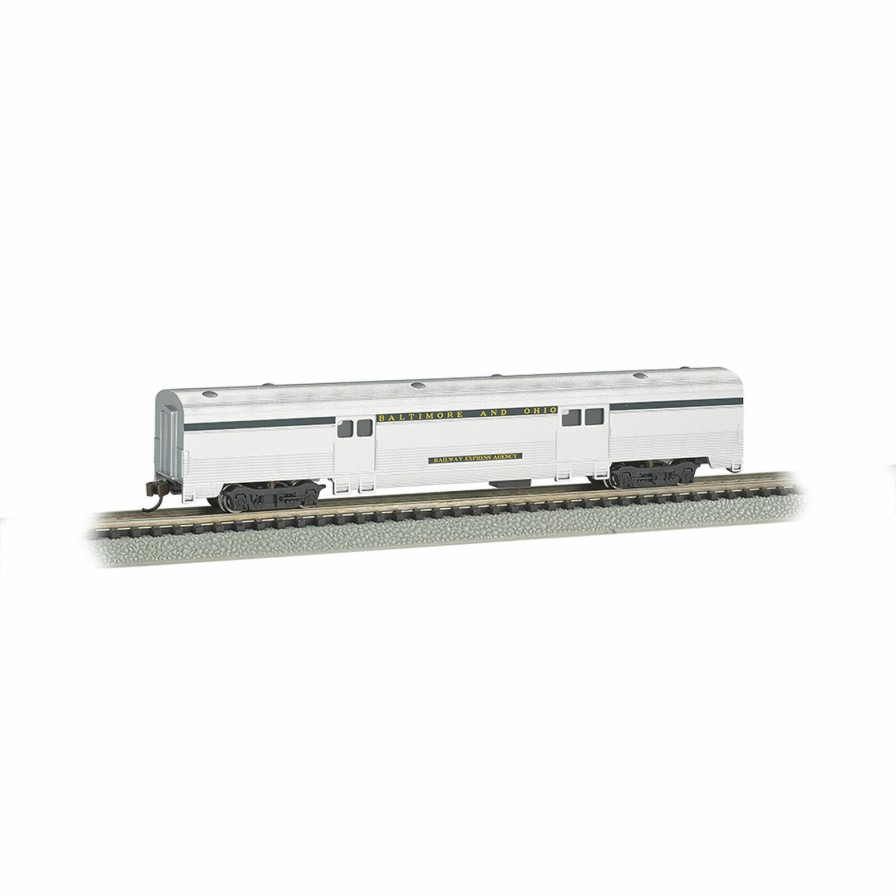 Bachmann Bachmann Industries N 85 Fluted Streamline 2-Door Baggage, B&O